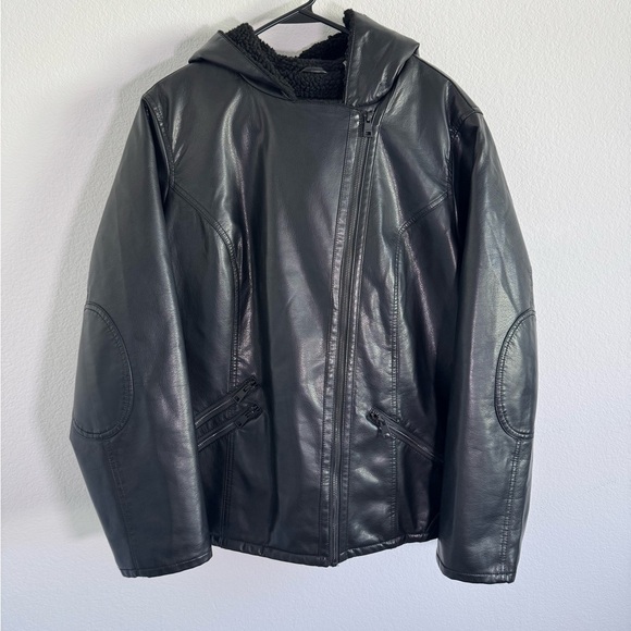 Levi’s Women’s Black Faux Vegan Leather Moto Jacket Size XL - Picture 1 of 12